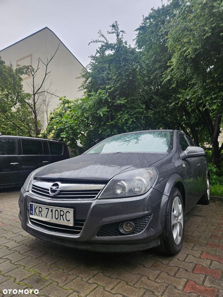 Opel Astra 1.7 CDTI Enjoy - 1