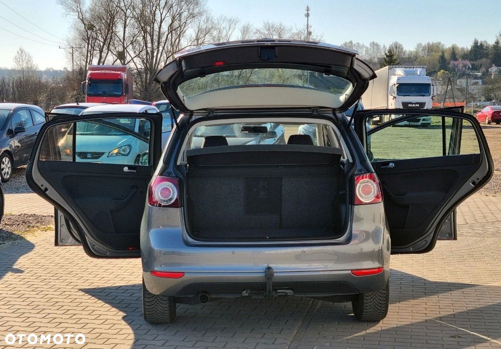 Volkswagen Golf Plus - 18