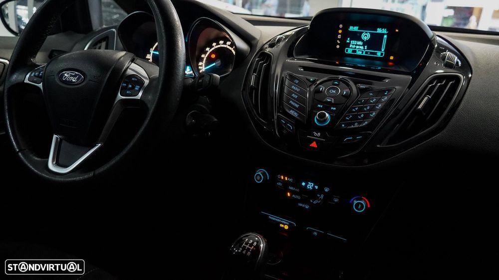 Ford B-Max 1.5 TDCi Titanium - 40