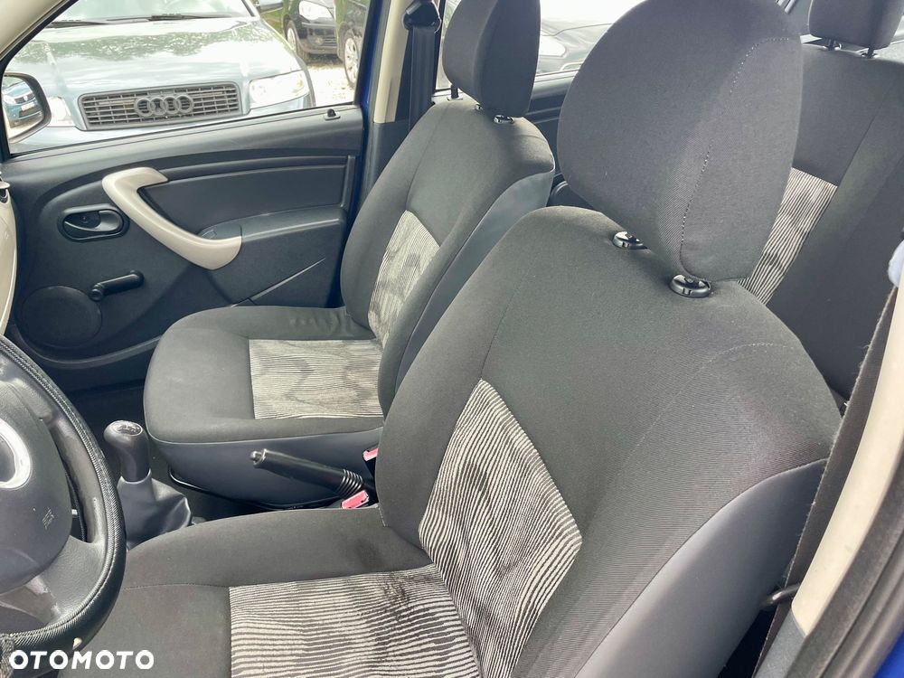 Dacia Sandero 1.4 MPI Ambiance - 33
