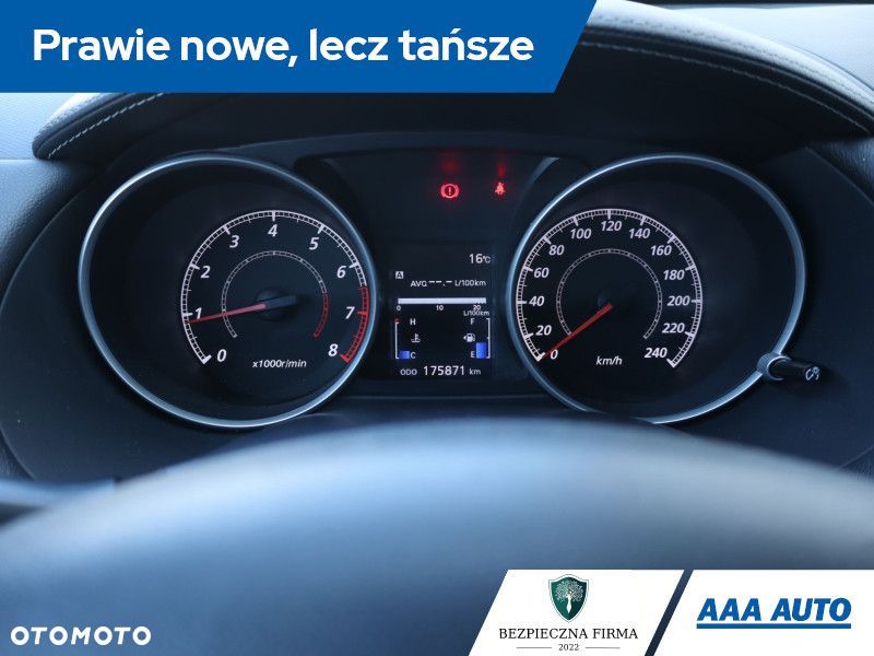 Mitsubishi Outlander - 13