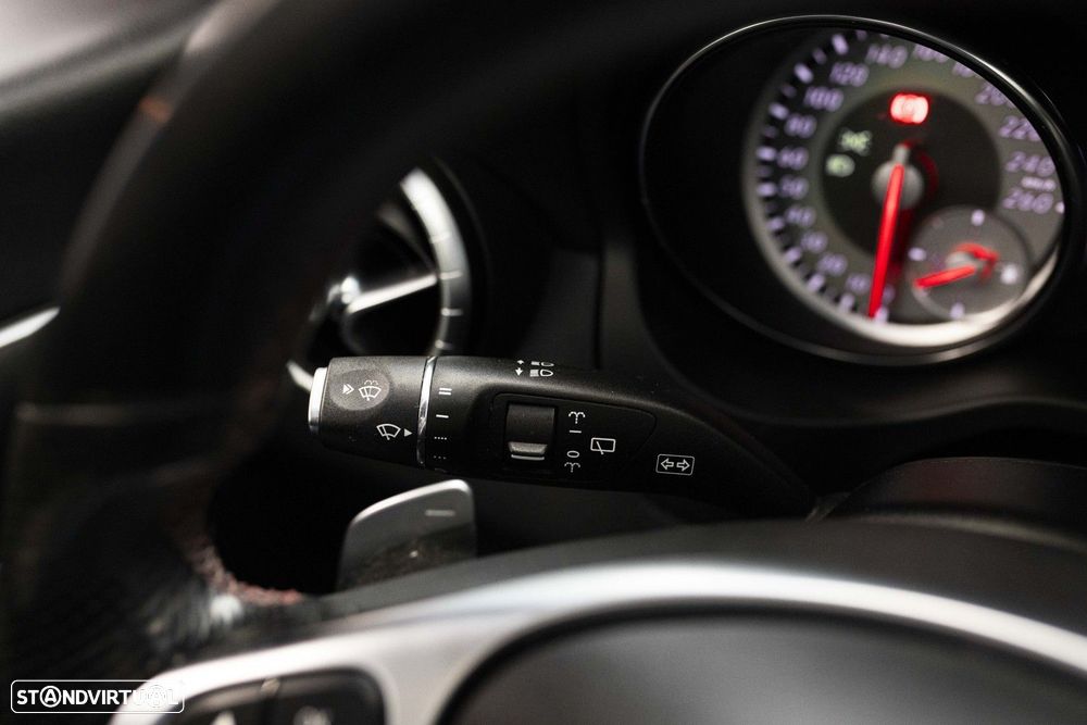 Mercedes-Benz CLA 200 d Shooting Brake AMG Line Aut. - 29