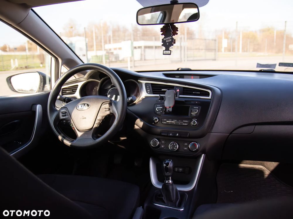 Kia Ceed 1.6 CRDi M - 19