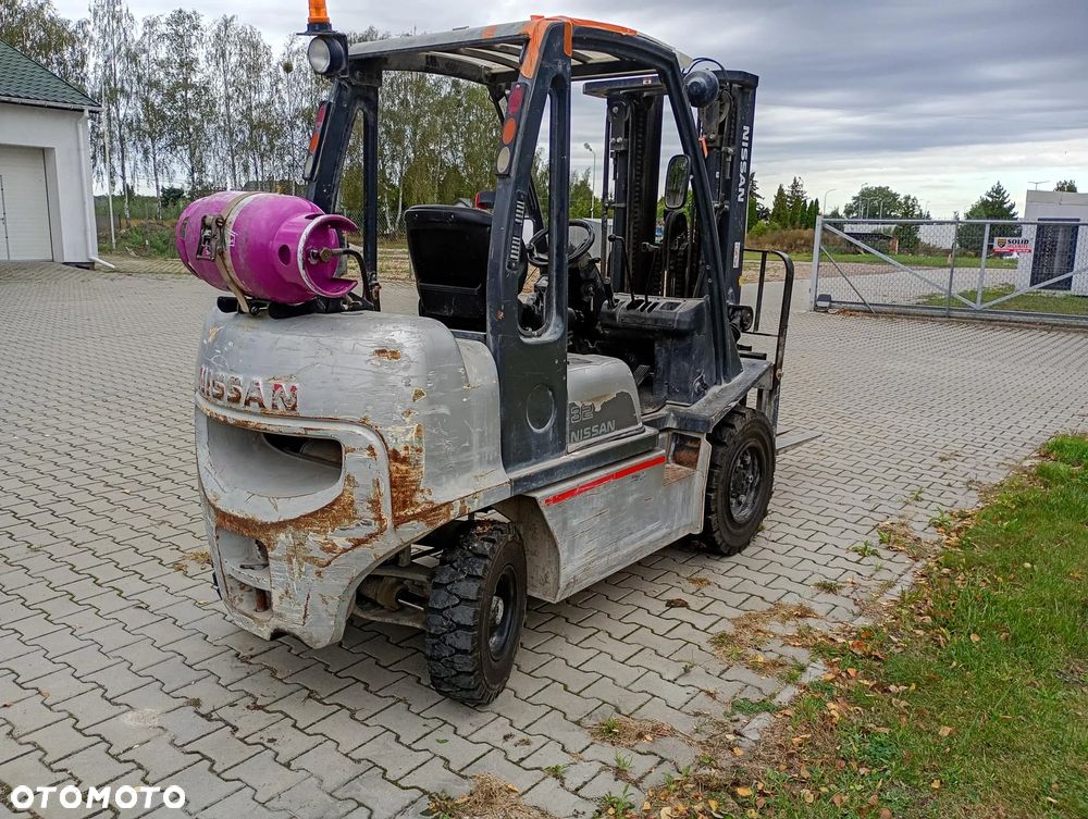 Nissan UG1D2A32LQ - 8