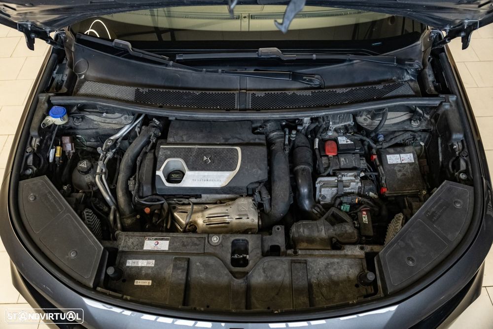 DS DS7 Crossback - 11