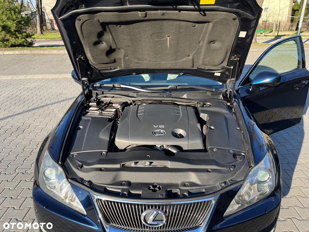 Lexus IS 250 Prestige - 21