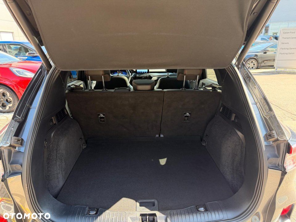 Ford Kuga - 24