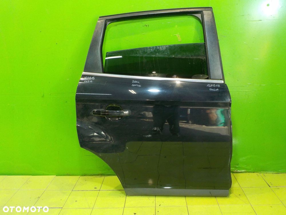 FORD KUGA MK1 I 12r 5D drzwi prawe tyl - 1