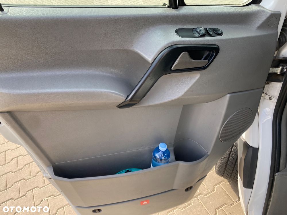 Mercedes-Benz Sprinter - 30
