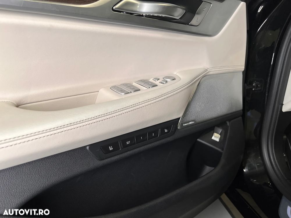 BMW Seria 7 730d xDrive - 24