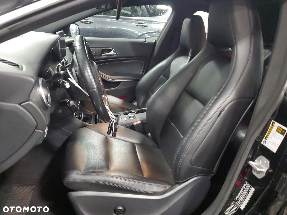 Mercedes-Benz CLA - 7