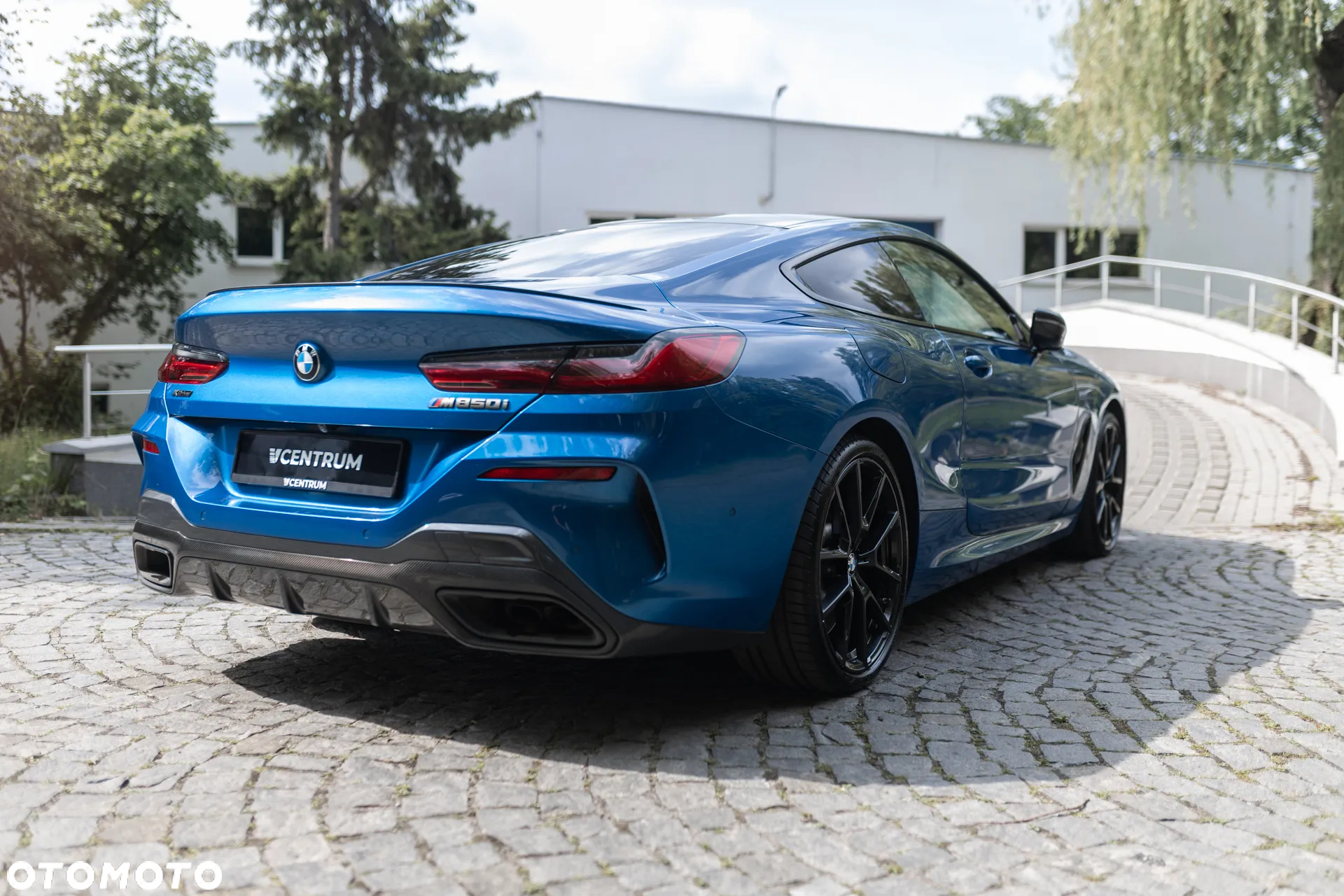 BMW Seria 8 M850i xDrive - 11