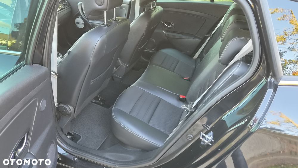 Renault Megane ENERGY TCe 115 Start & Stop Bose Edition - 21
