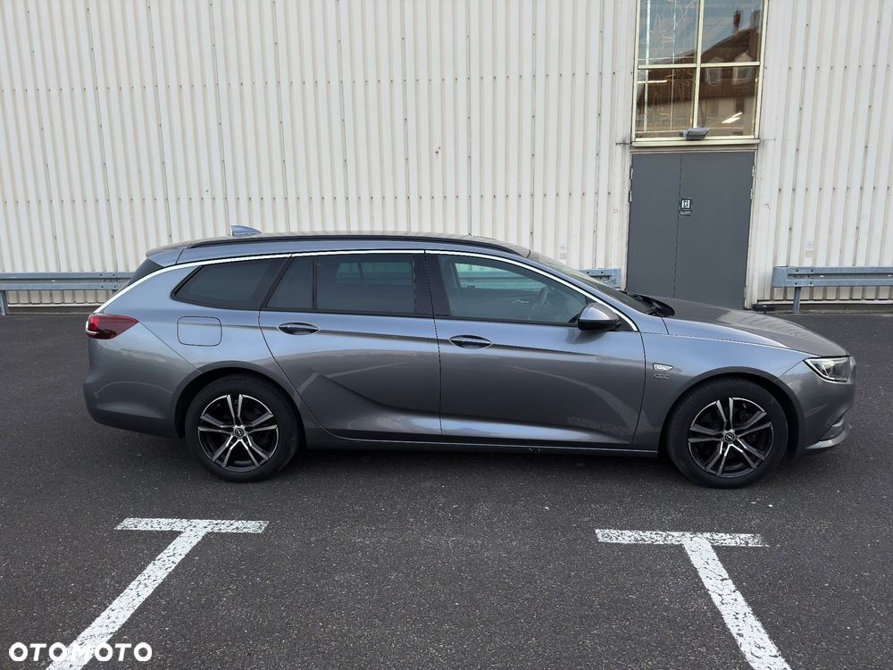 Opel Insignia - 8