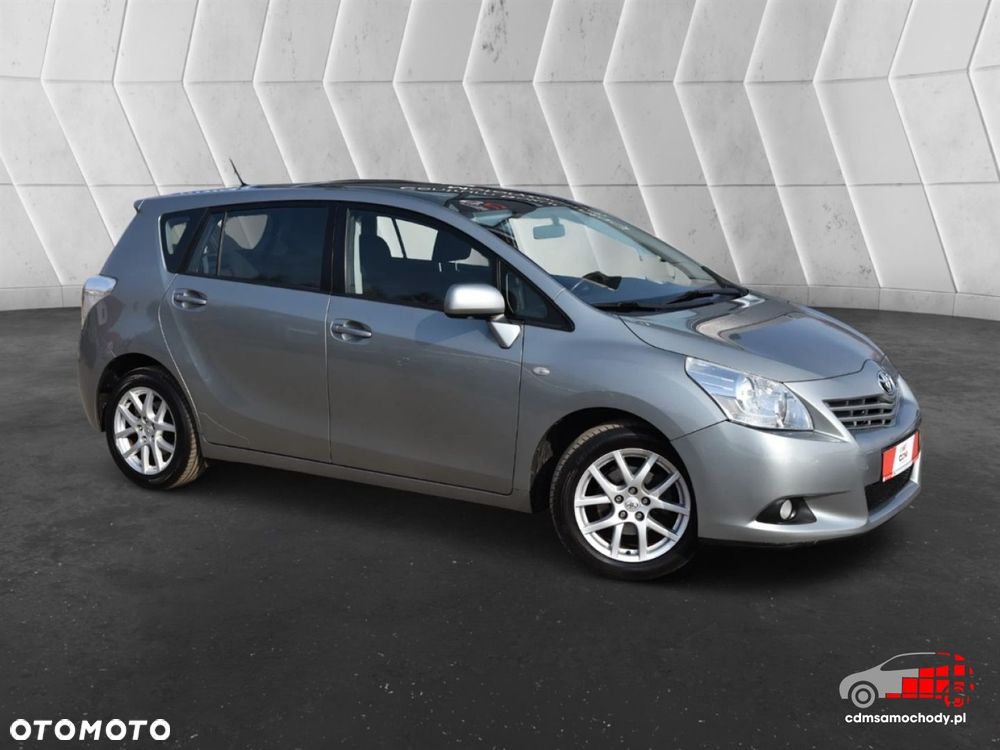 Toyota Verso 1.6 Active 7os - 4