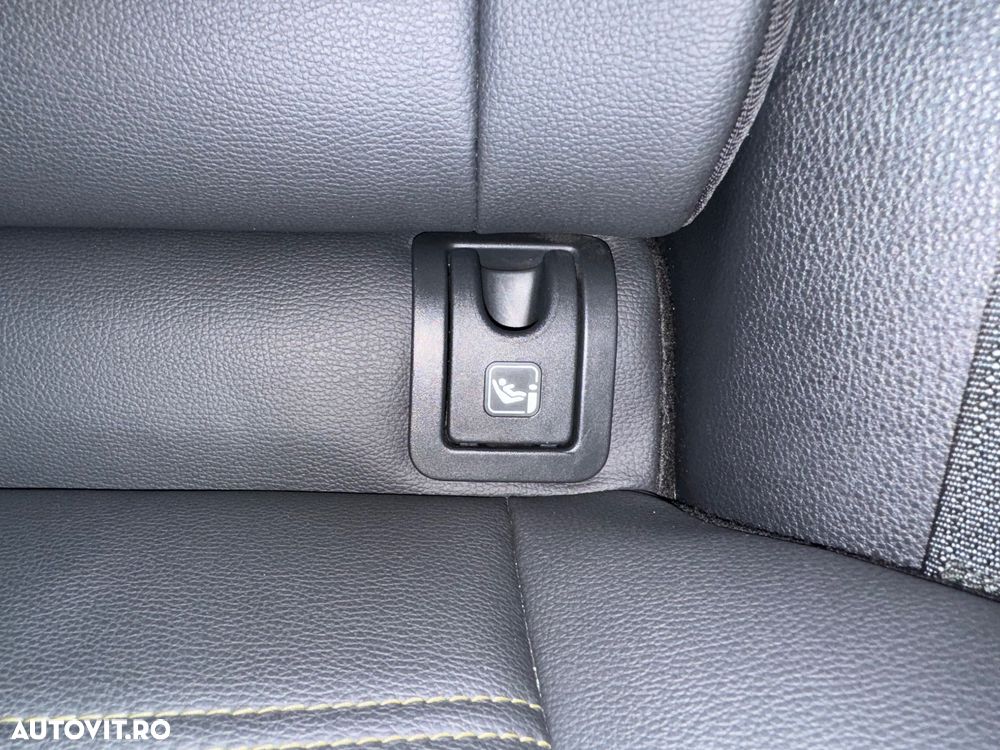 Toyota Yaris - 15