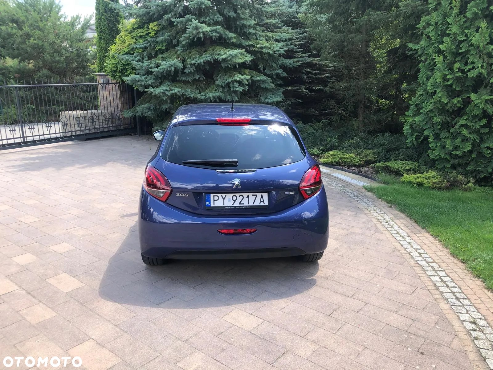 Peugeot 208 - 3