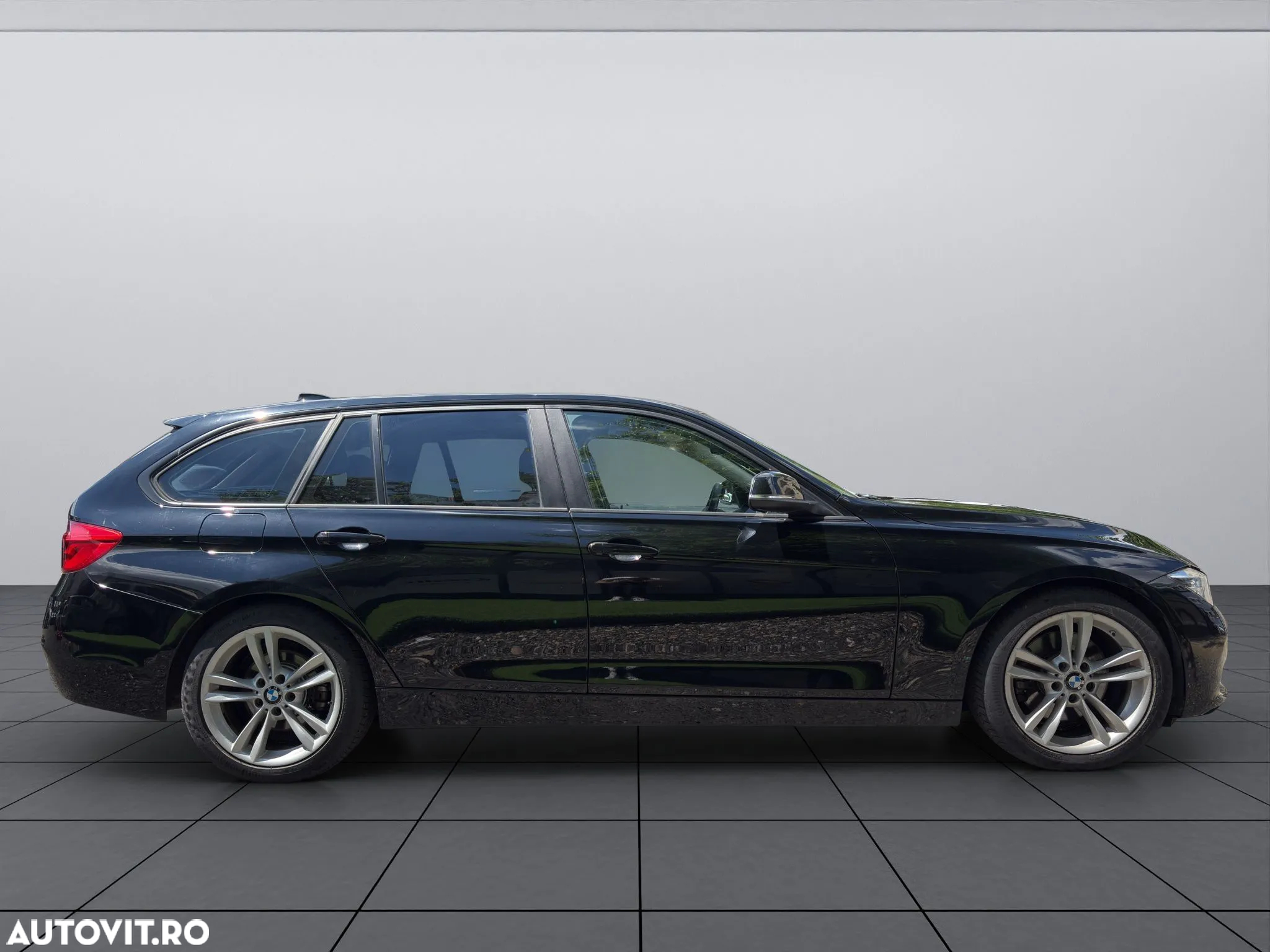 BMW Seria 3 325d Luxury Line - 18
