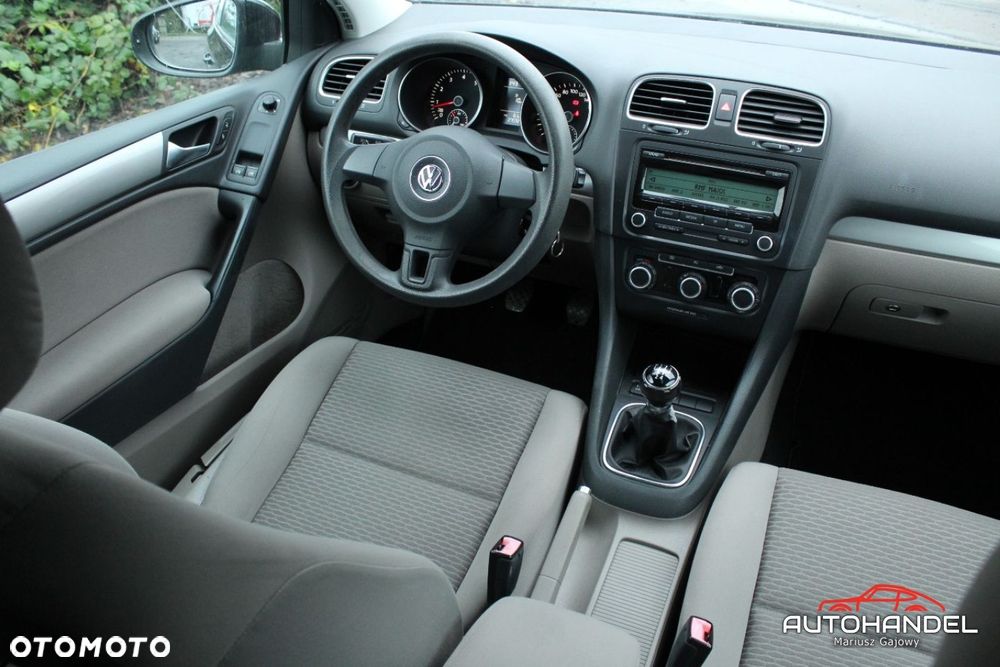 Volkswagen Golf - 9