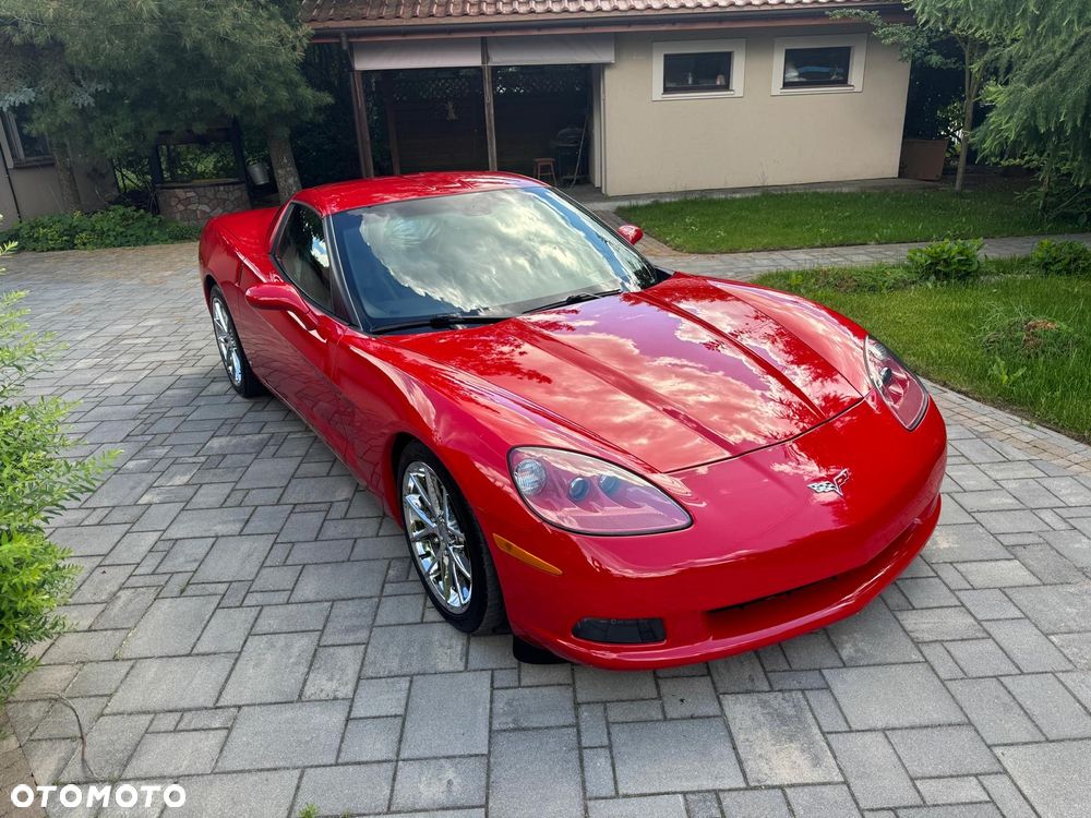 Chevrolet Corvette - 3