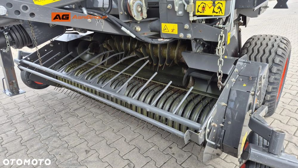 Claas VARIANT 360 RF - 10
