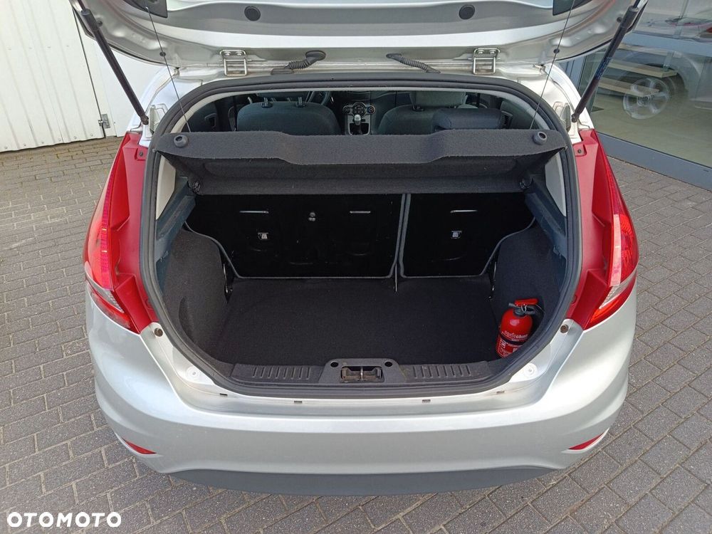 Ford Fiesta 1.25 Ambiente EU5 - 8