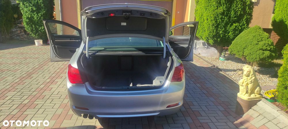 BMW Seria 7 - 7