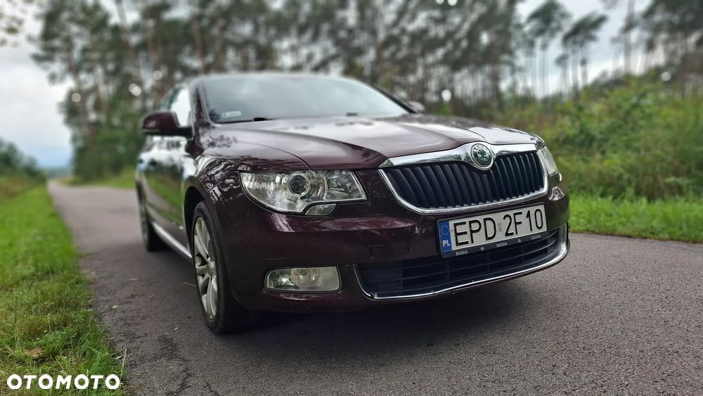 Skoda Superb 2.0 TDI Ambition - 1