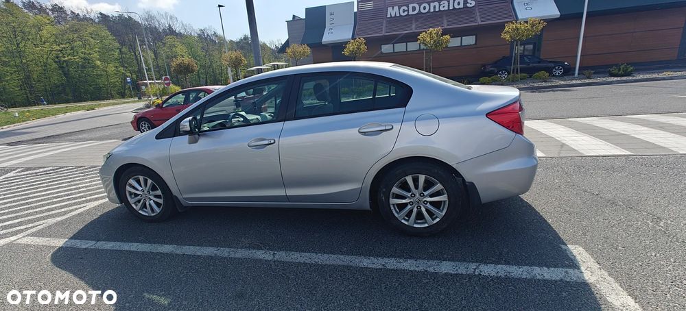 Honda Civic 1.8 Comfort - 10