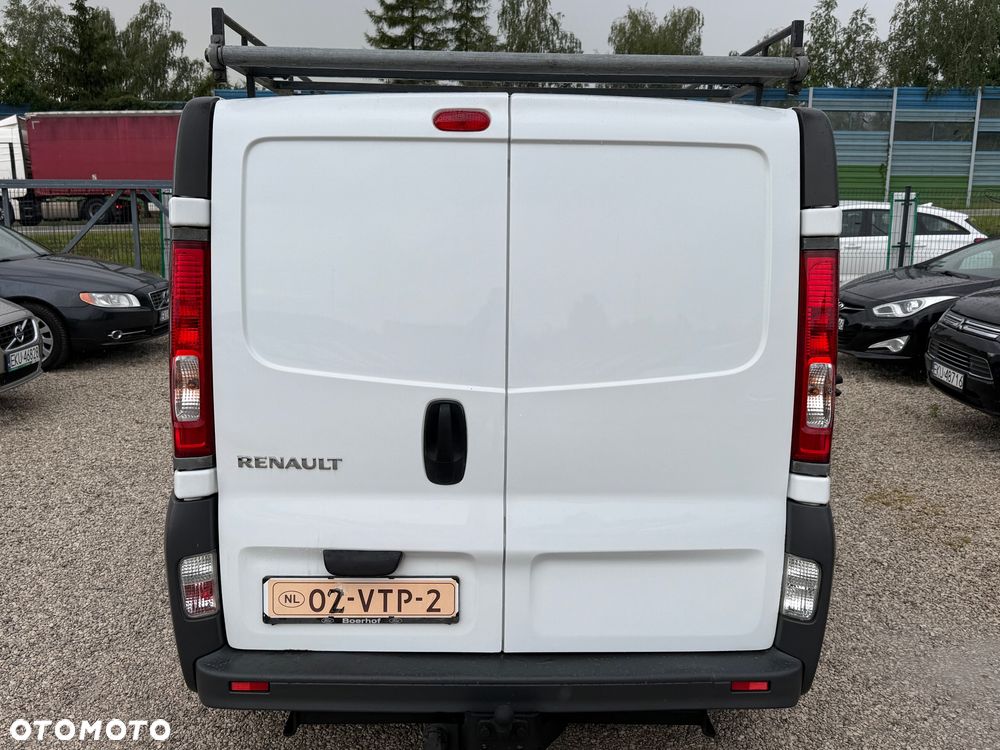 Renault Trafic - 10