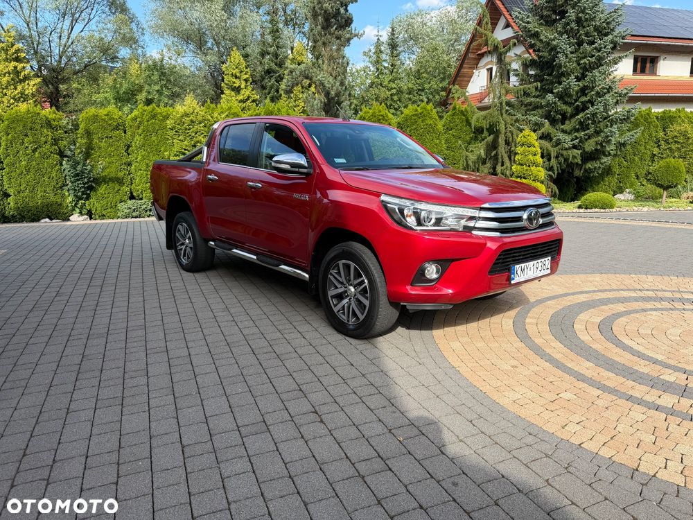 Toyota Hilux 2.4 D-4D Double Cab SR5 4x4 - 1