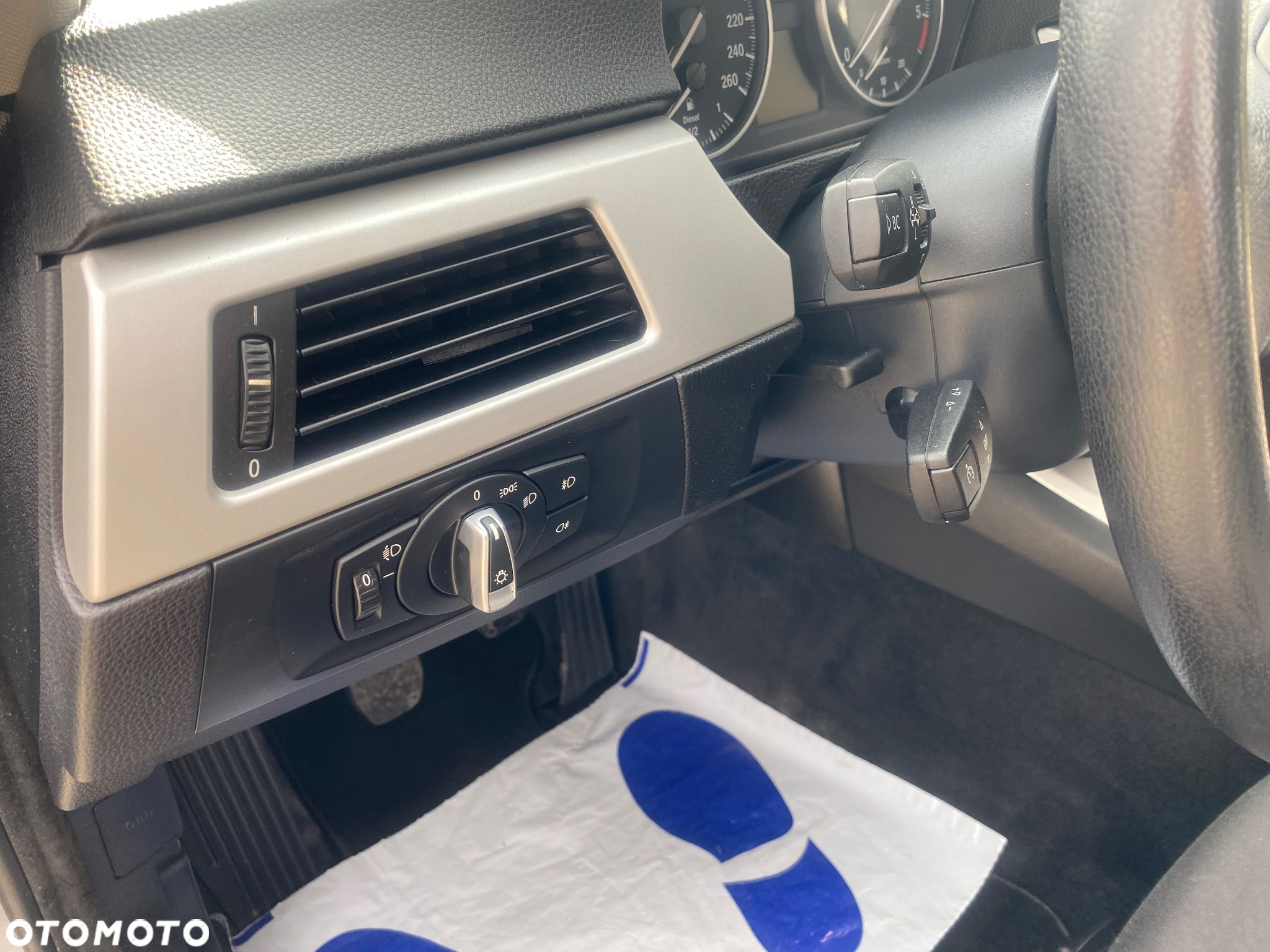 BMW Seria 3 316d - 24