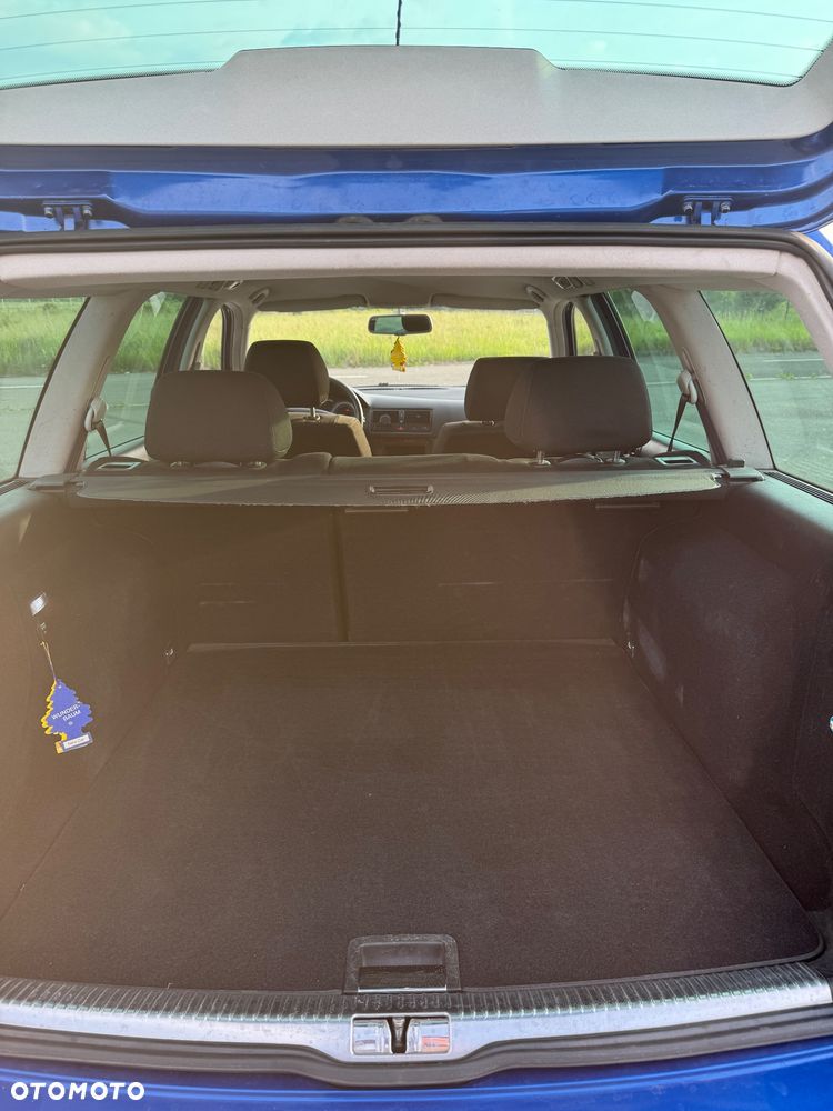 Volkswagen Bora Variant 1.9 TDI - 11