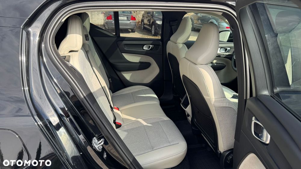 Volvo XC 40 T4 Geartronic R-Design - 11