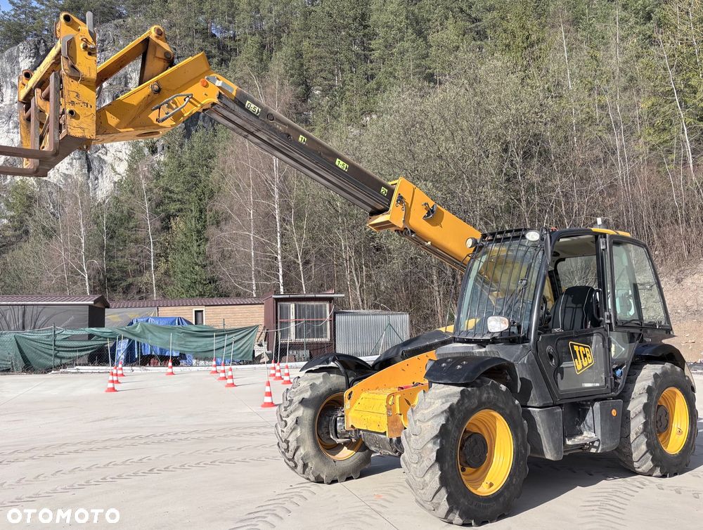 JCB 531-70 Agri - 1