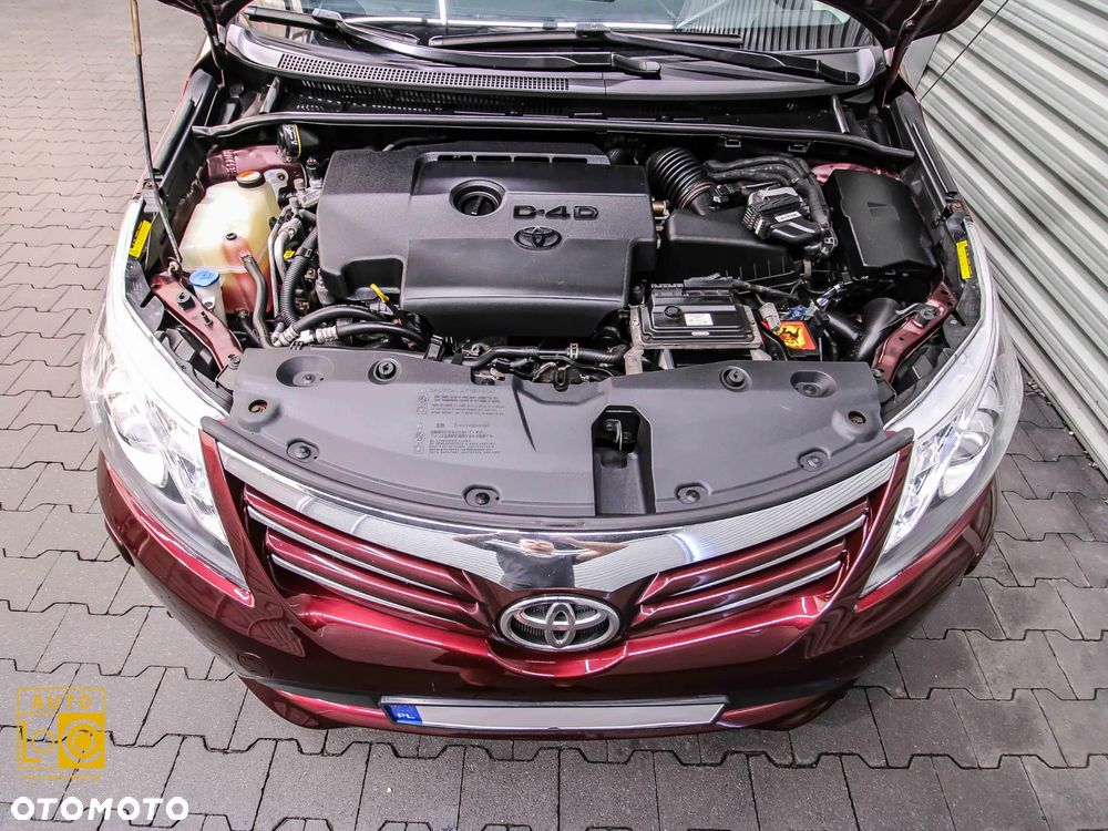 Toyota Avensis 2.0 D-4D Premium - 14