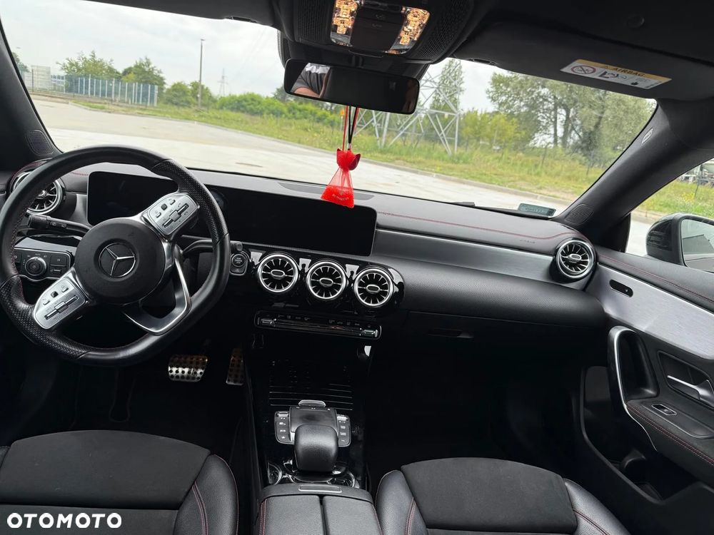 Mercedes-Benz CLA 200 AMG Line 7G-DCT - 4