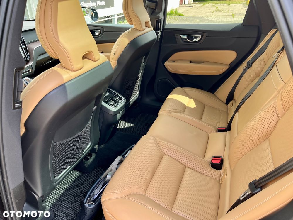Volvo XC 60 B5 B AWD Inscription - 6