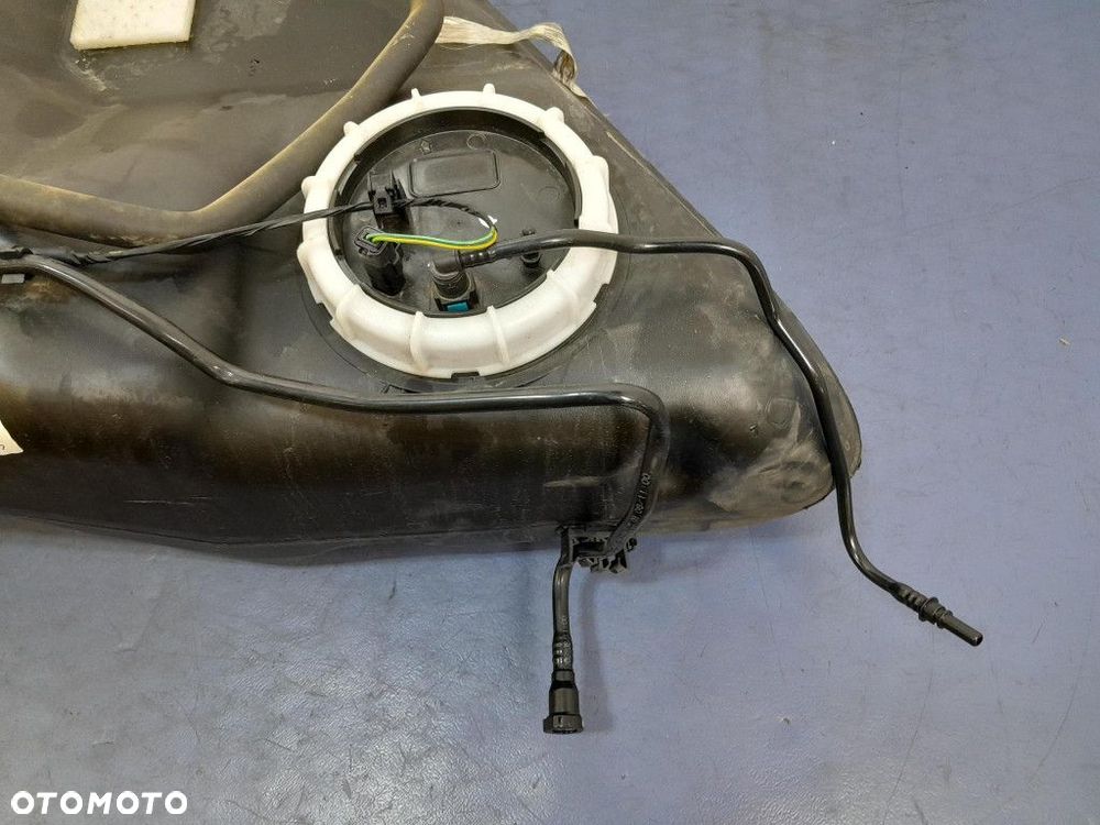 JAGUAR XF X250 2.7 TD ZBIORNIK BAK POMPA PALIWA - 3