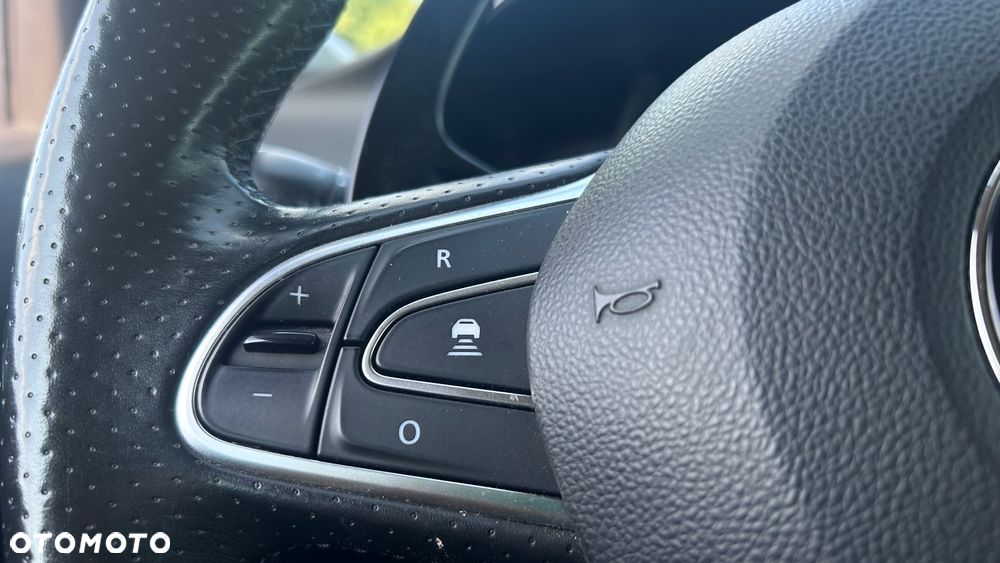 Renault Megane ENERGY dCi 165 EDC GT - 17