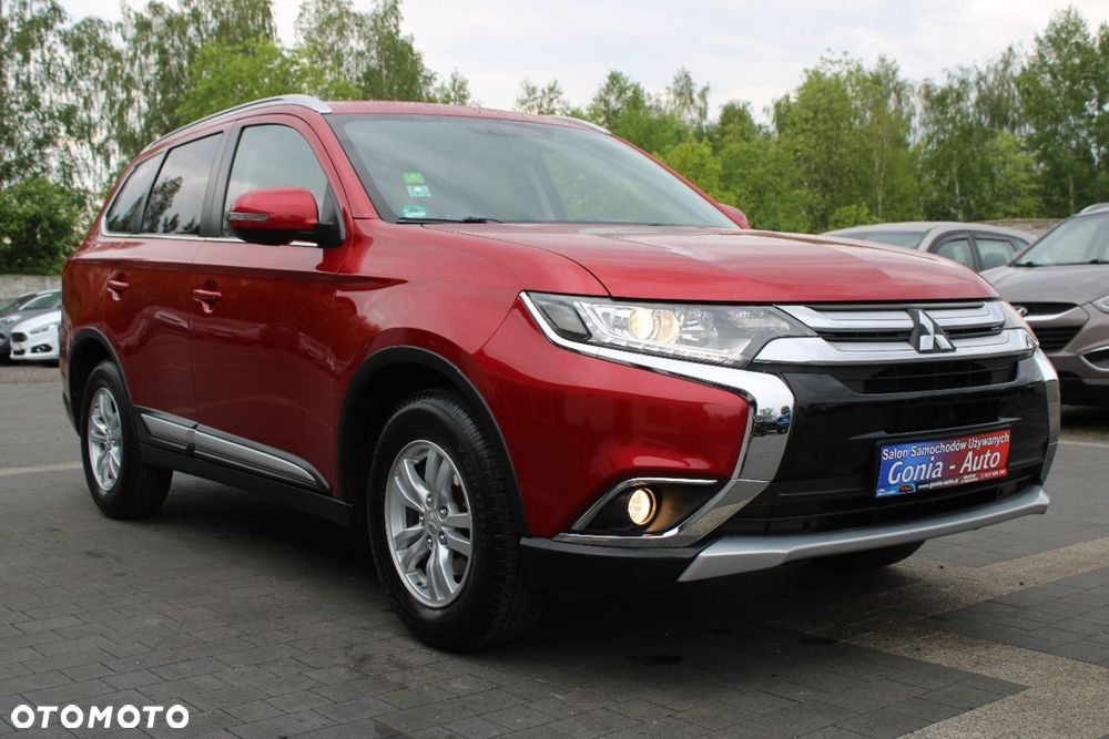 Mitsubishi Outlander - 12