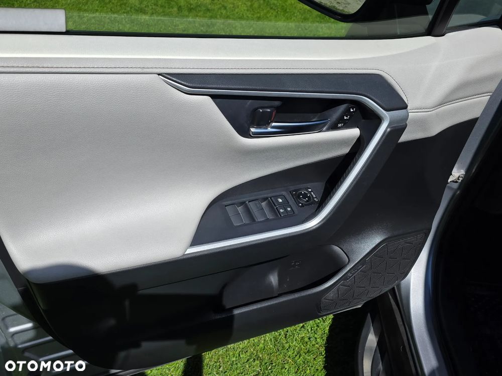 Toyota RAV4 2.5 Hybrid Executive 4x4 - 9