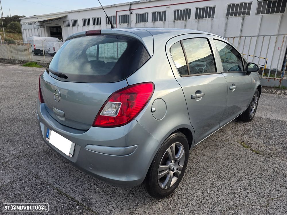 Opel Corsa 1.2 Enjoy - 3