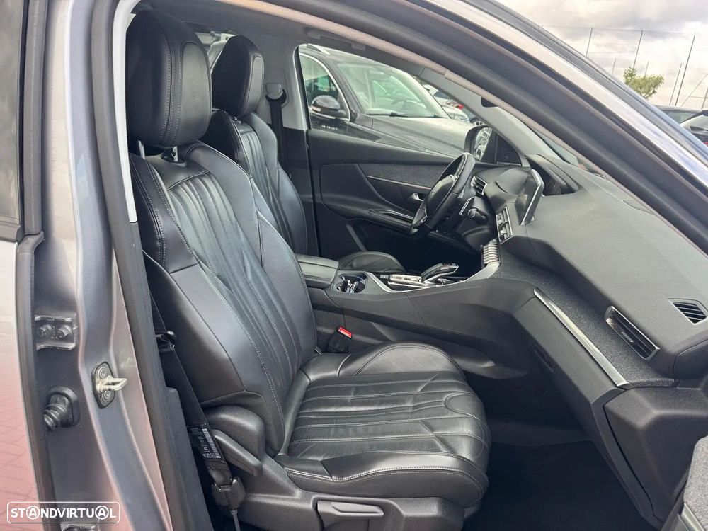 Peugeot 5008 1.2 PureTech GT Pack EAT8 - 31