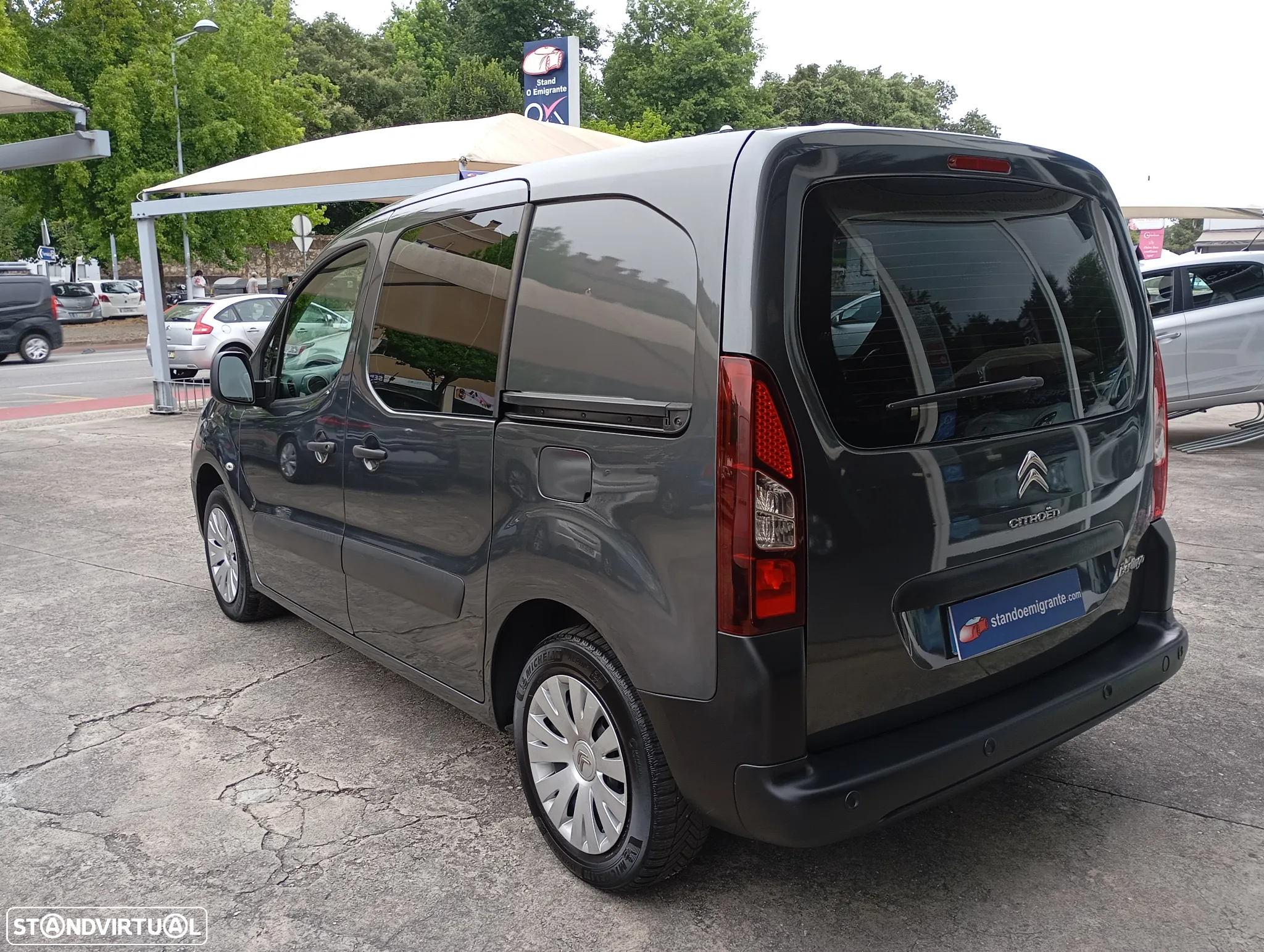 Citroën Berlingo 1.6 Hdi Automática AT6 - 2