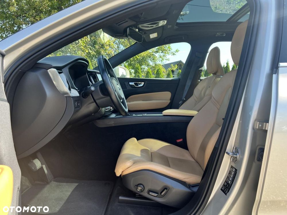 Volvo XC 60 - 12