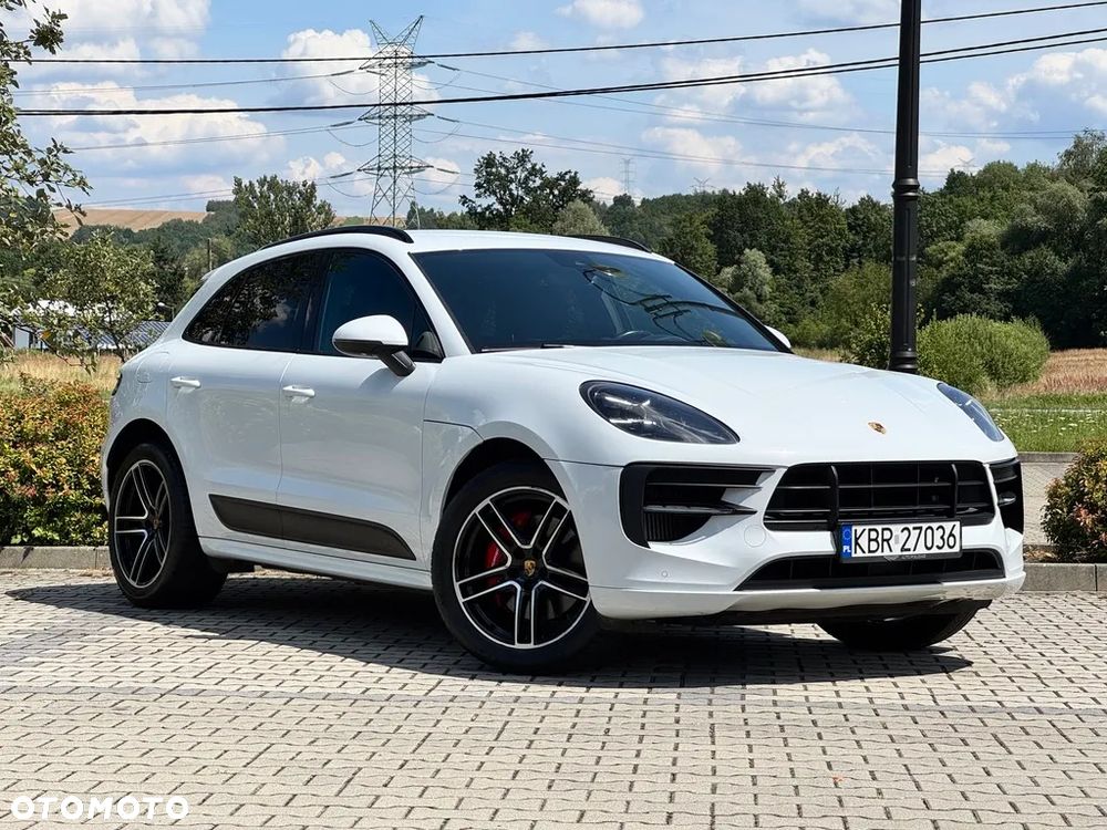 Porsche Macan - 1