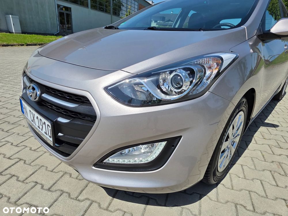 Hyundai i30 1.4 BlueDrive Run - 13