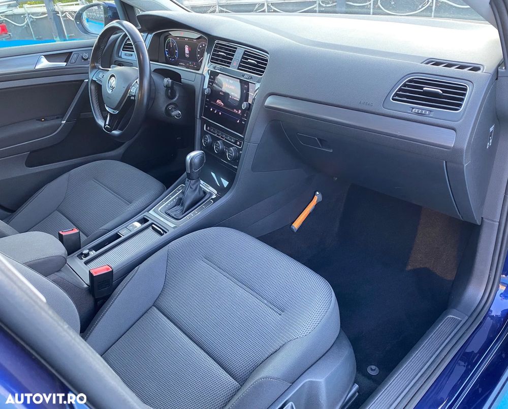 Volkswagen Golf e-Golf - 16