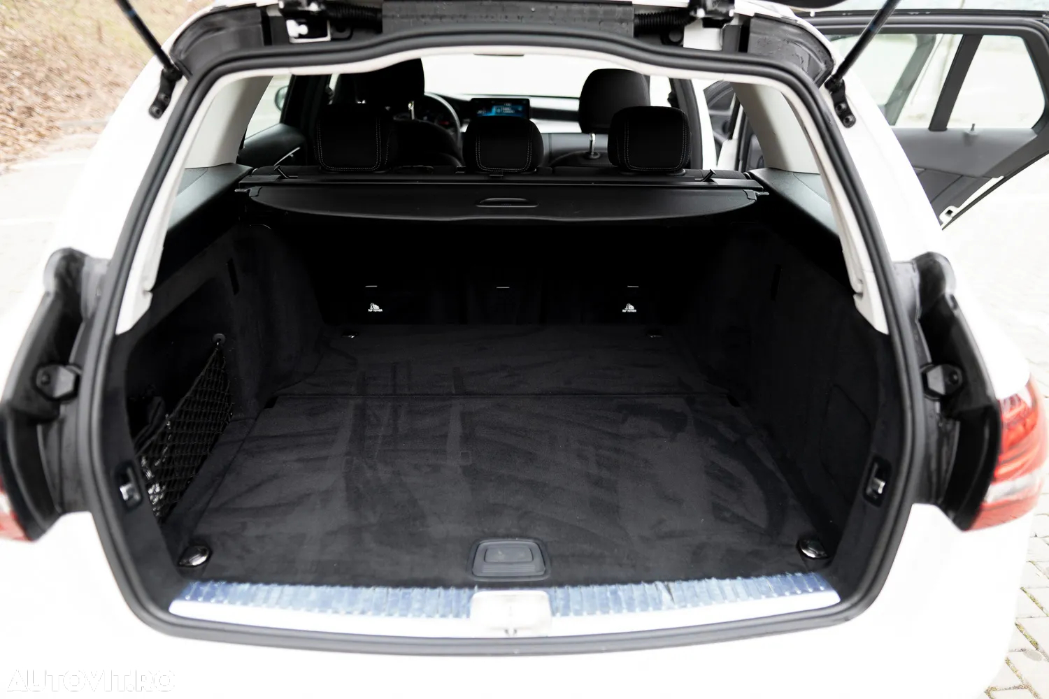 Mercedes-Benz C 220 d T 9G-TRONIC Avantgarde - 21